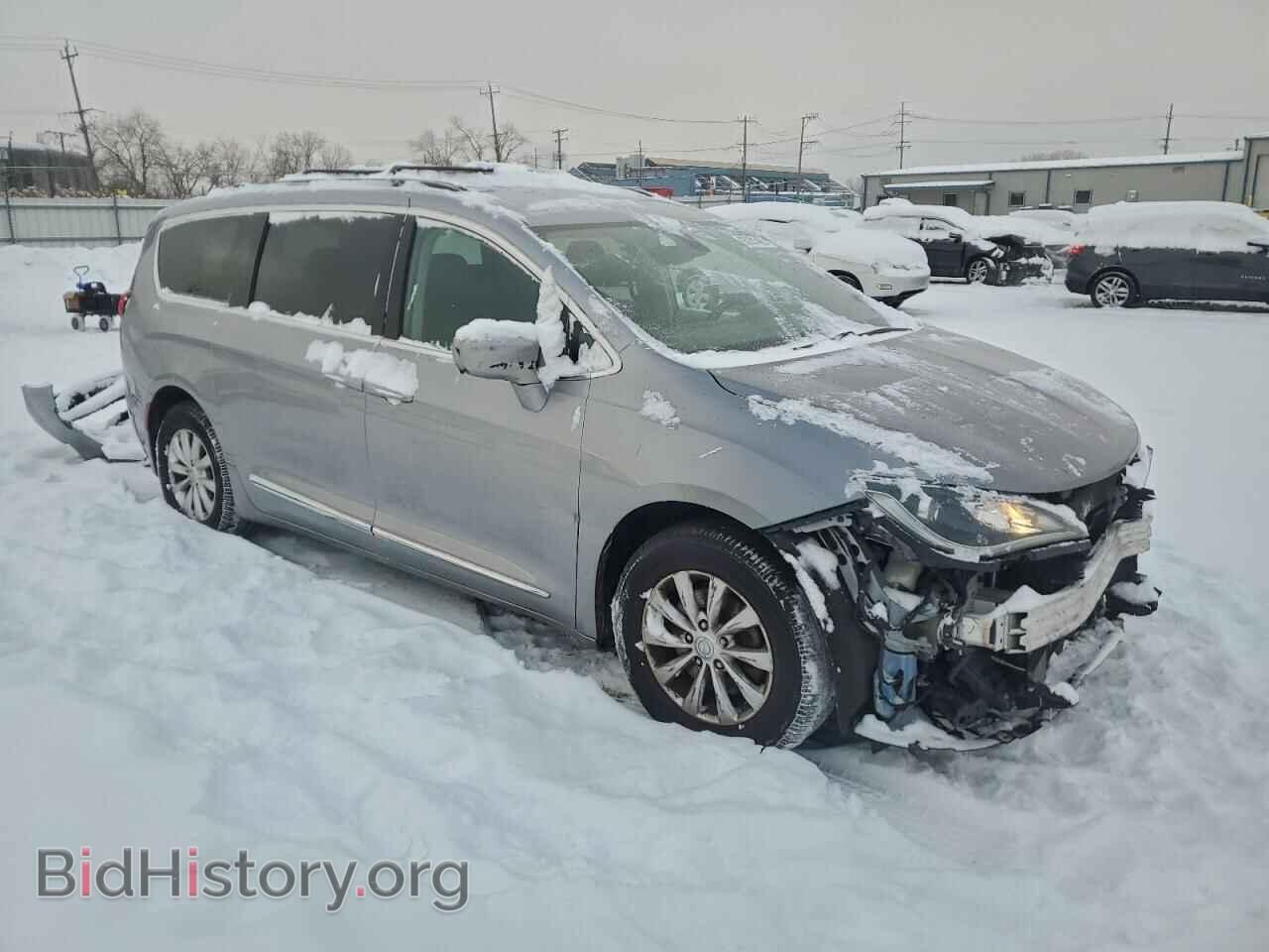 2017 CHRYSLER PACIFICA - VIN: 2C4RC1BGXHR785708 - Photo 4