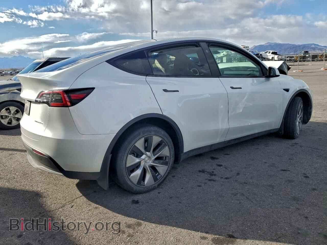 2023 TESLA MODEL Y - VIN: 7SAYGDEE7PF814686 - Фото 3