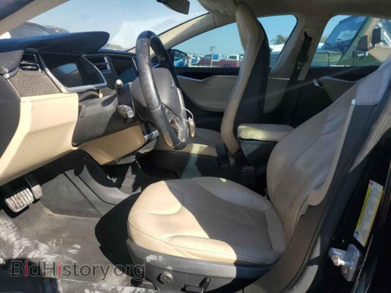 2013 Tesla MODEL S (VIN 5YJSA1CN1DFP24726) — фото 7 из 12