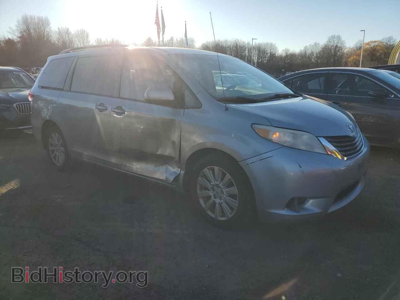 2011 TOYOTA All Models - VIN: 5TDJK3DC0BS020351 - Фото 4
