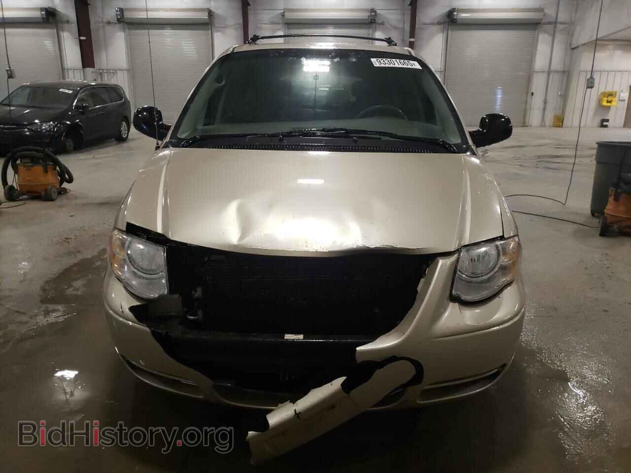 2006 CHRYSLER MINIVAN - VIN: 2A4GP54L56R644906 - Фото 5