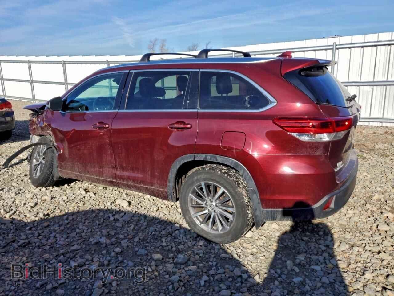 2018 TOYOTA HIGHLANDER - VIN: 5TDJZRFH9JS487905 - Фото 2
