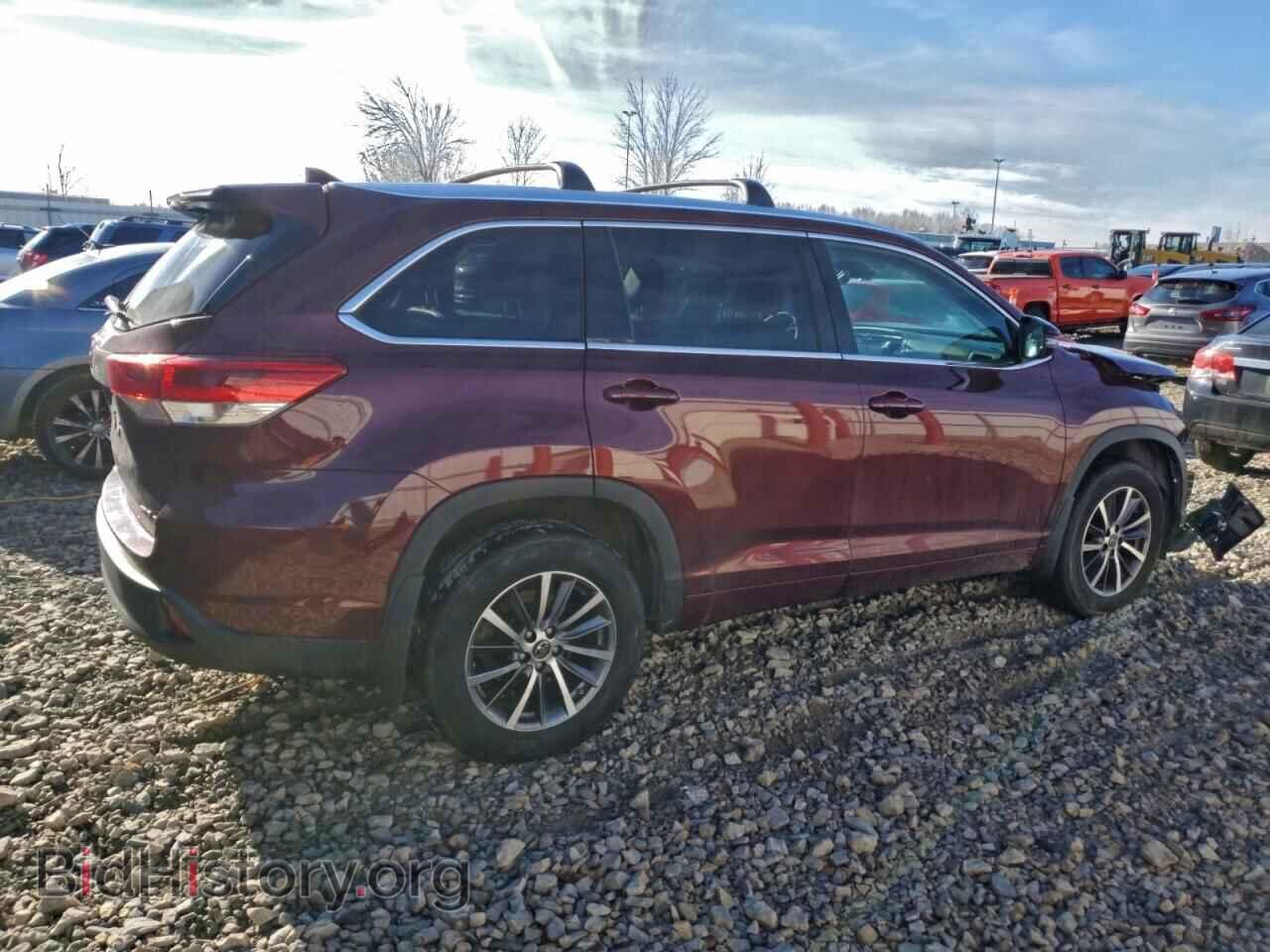 2018 TOYOTA HIGHLANDER - VIN: 5TDJZRFH9JS487905 - Фото 3