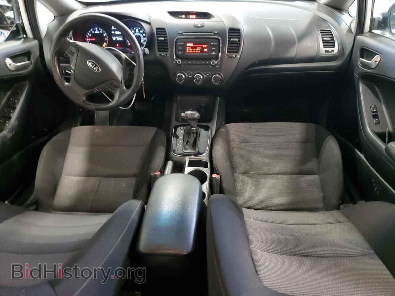 2017 KIA FORTE - VIN: 3KPFK4A79HE060854 - Фото 8
