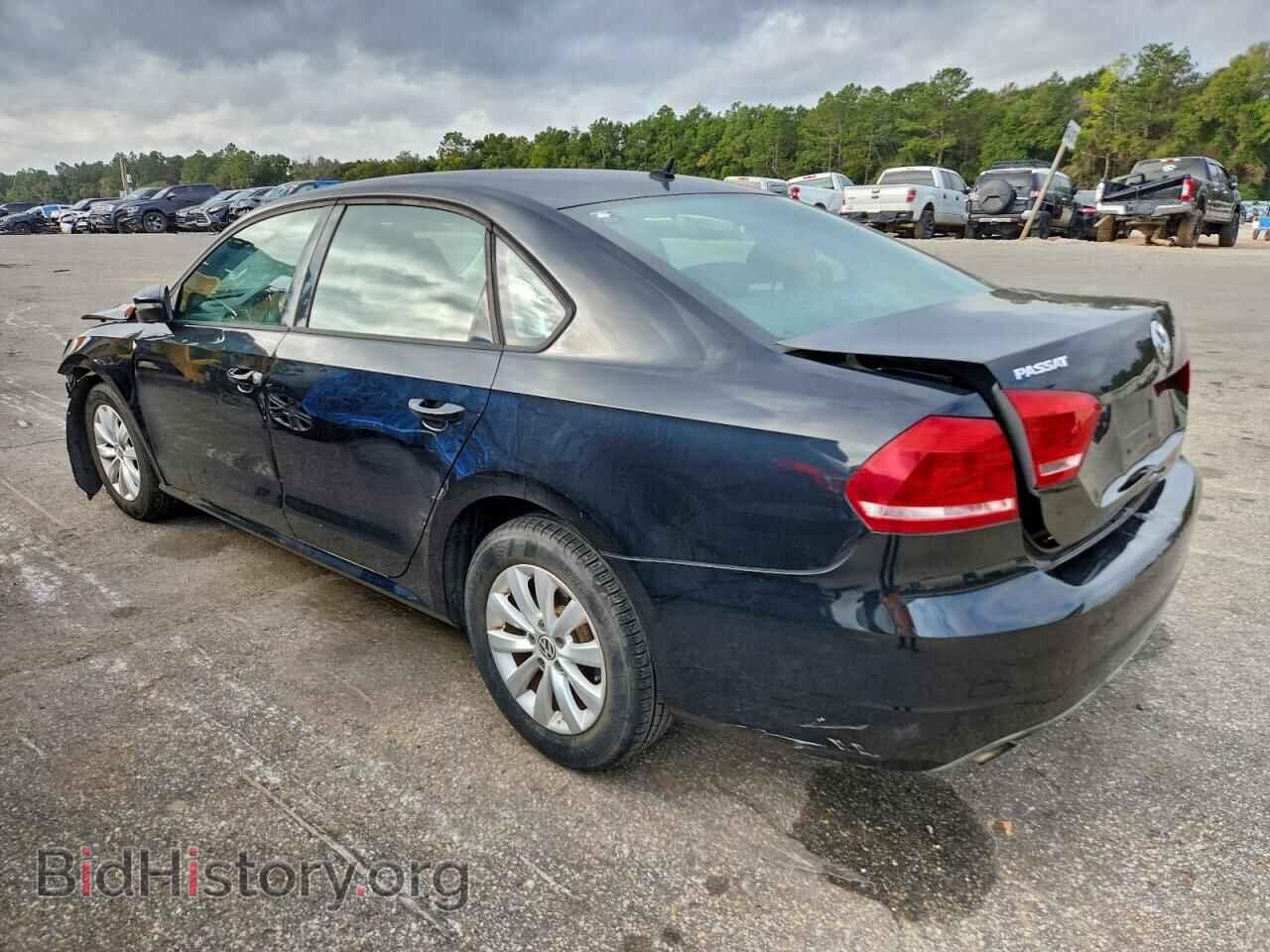 2012 VOLKSWAGEN PASSAT - VIN: 1VWAH7A33CC047215 - Фото 2