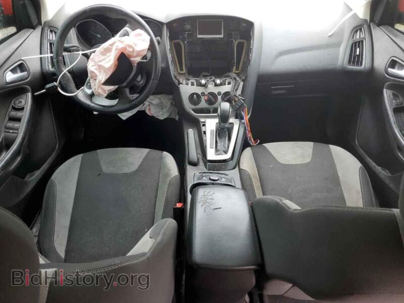 2014 Ford FOCUS (VIN 1FADP3F2XEL217736) — фото 8 из 14