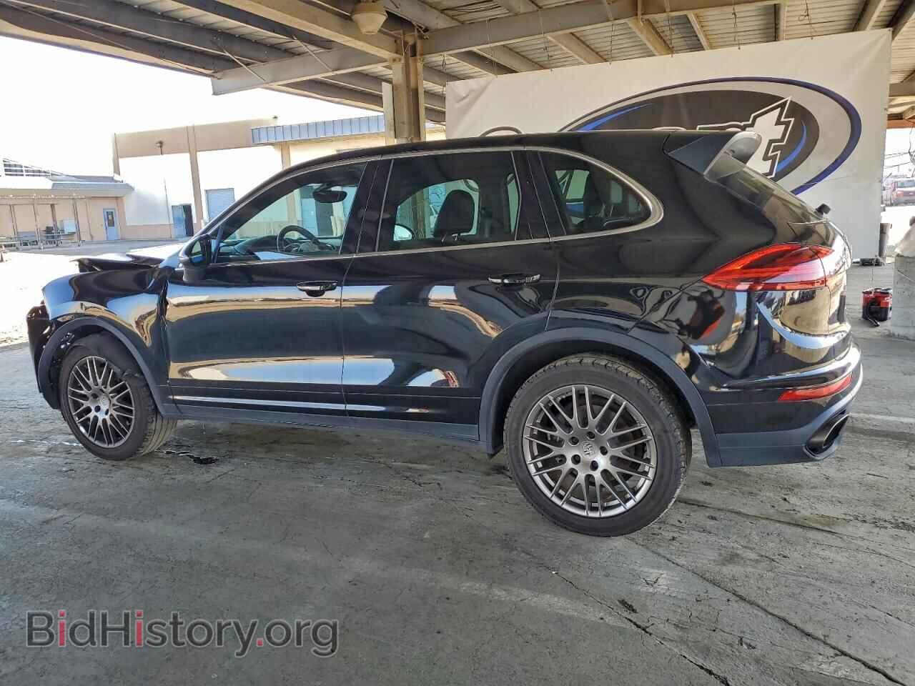 2016 PORSCHE CAYENNE - VIN: WP1AA2A2XGKA15762 - Фото 2