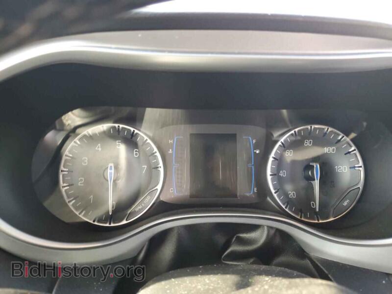 2019 Chrysler PACIFICA (VIN 2C4RC1FG4KR741771) — фото 9 из 14