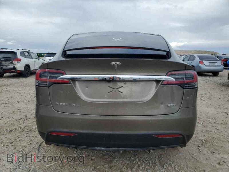 2016 Tesla MODEL X (VIN 5YJXCBE20GF008459) — photo 6 of 14