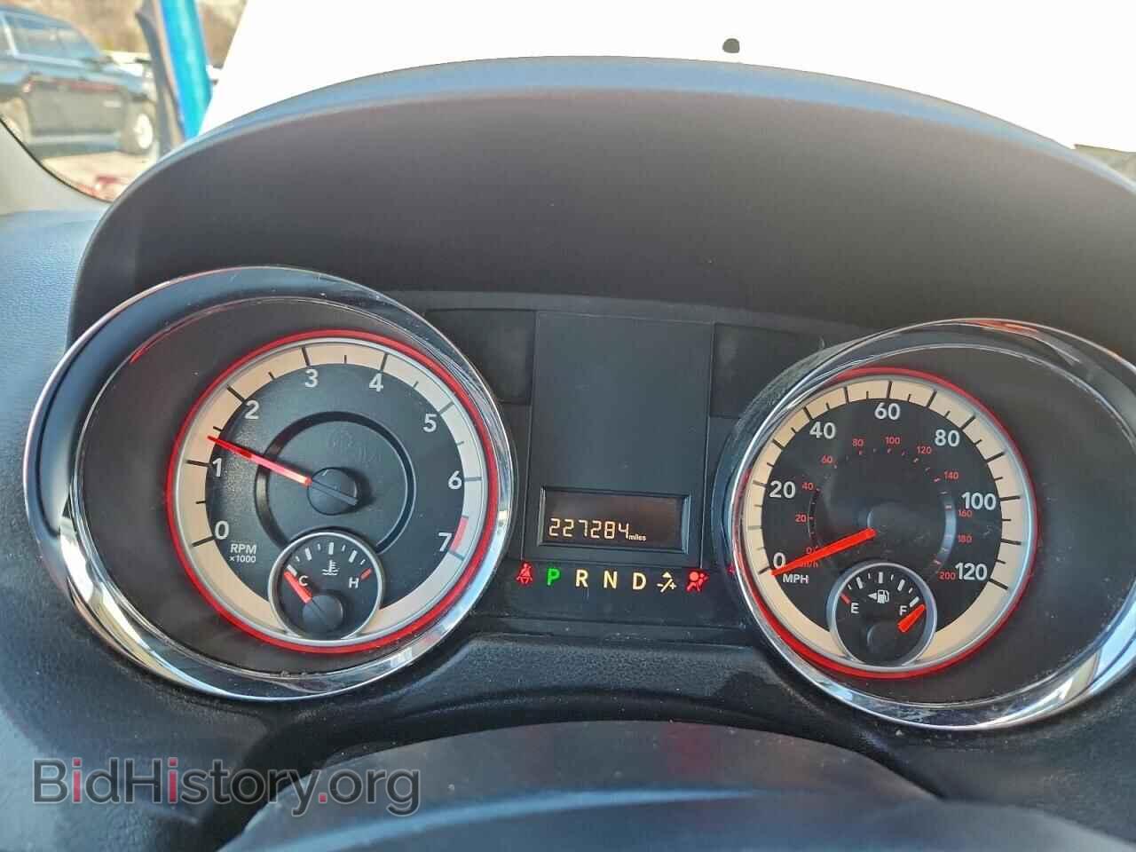 2014 DODGE CARAVAN - VIN: 2C4RDGCG8ER267610 - Фото 9