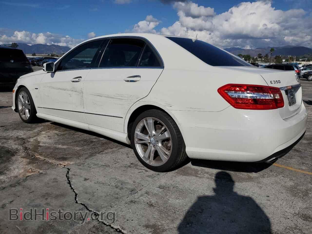2012 MERCEDES-BENZ E-CLASS - VIN: WDDHF5KB4CA568883 - Фото 2