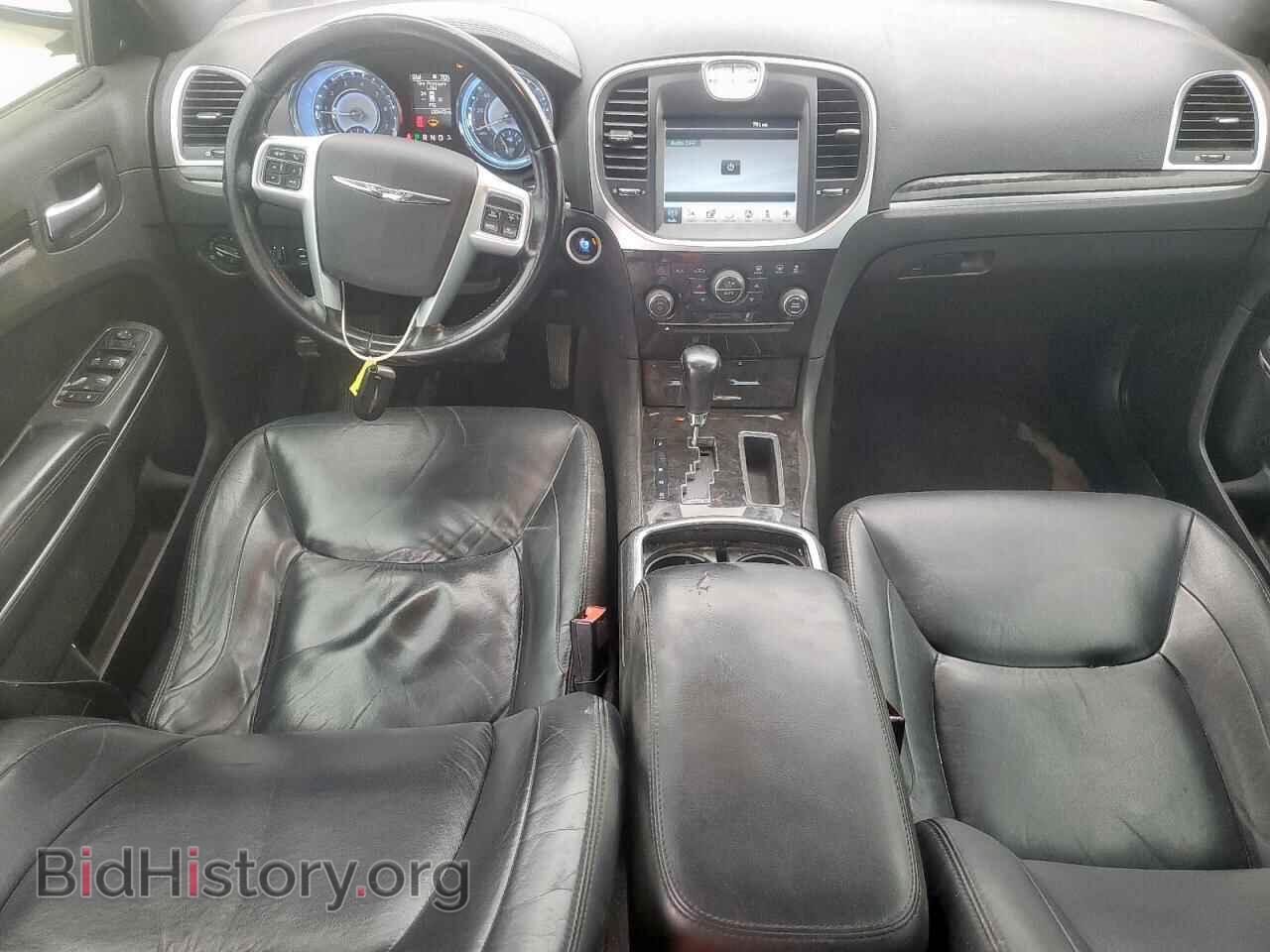 2011 CHRYSLER 300 - VIN: 2C3CA5CG2BH613756 - Фото 8