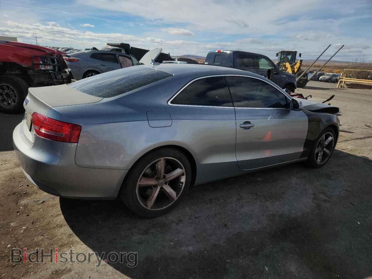 2010 AUDI A5 - VIN: WAULFAFR6AA025985 - Фото 3