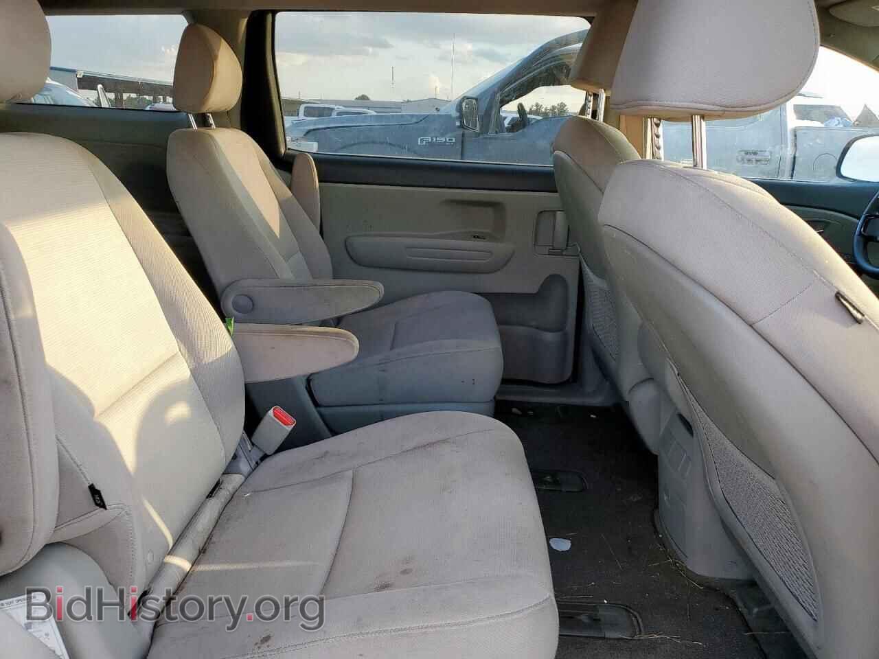 2015 KIA All Models - VIN: KNDMB5C19F6063679 - Фото 11
