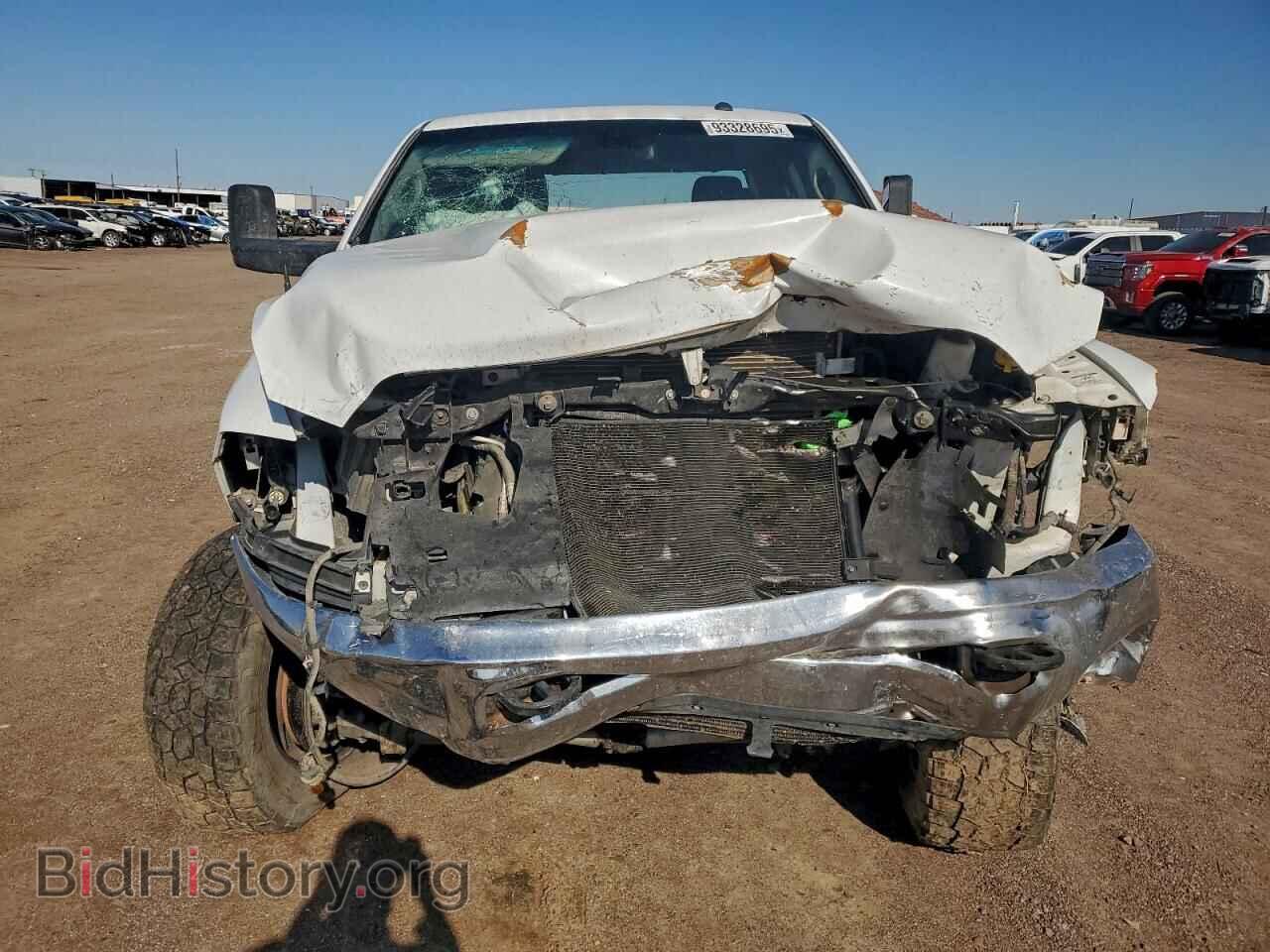 2017 RAM All Models - VIN: 3C6UR5CL2HG589593 - Фото 5