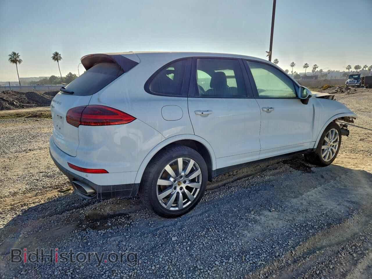 2017 PORSCHE CAYENNE - VIN: WP1AA2A26HKA91318 - Photo 3
