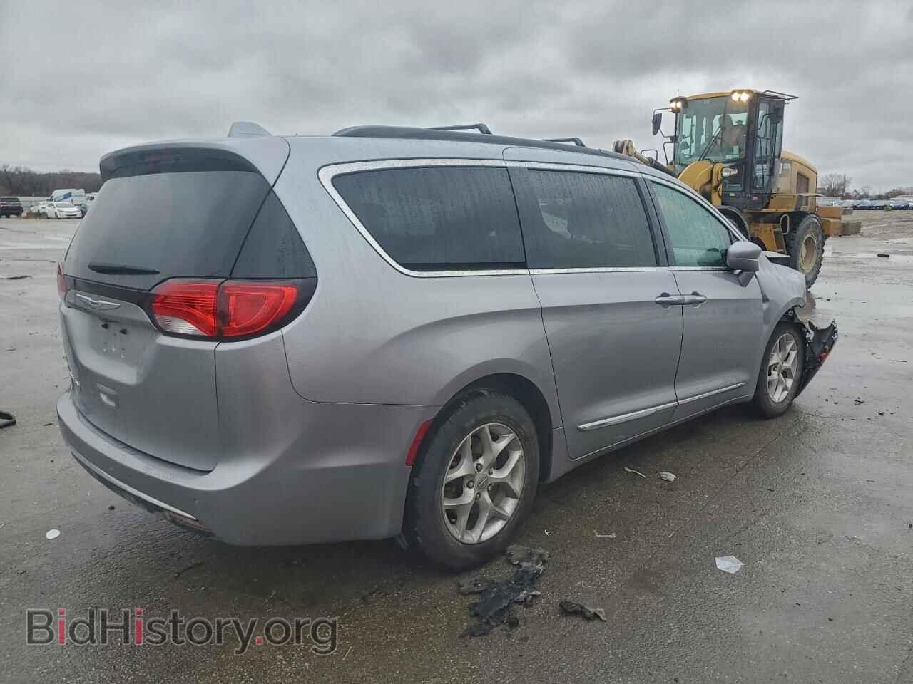 2017 CHRYSLER PACIFICA - VIN: 2C4RC1BG2HR810018 - Фото 3