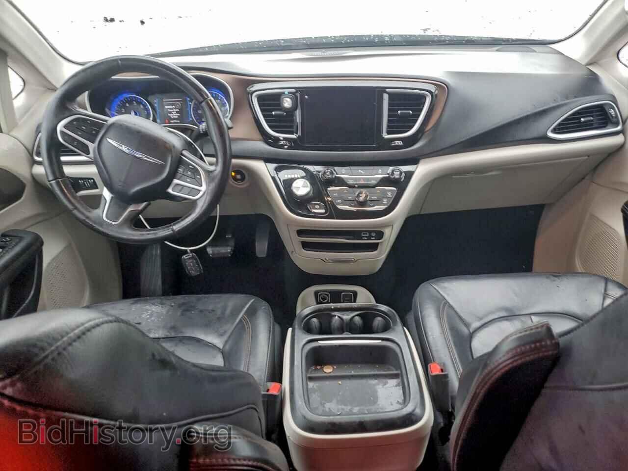 2017 CHRYSLER PACIFICA - VIN: 2C4RC1BG2HR810018 - Фото 8