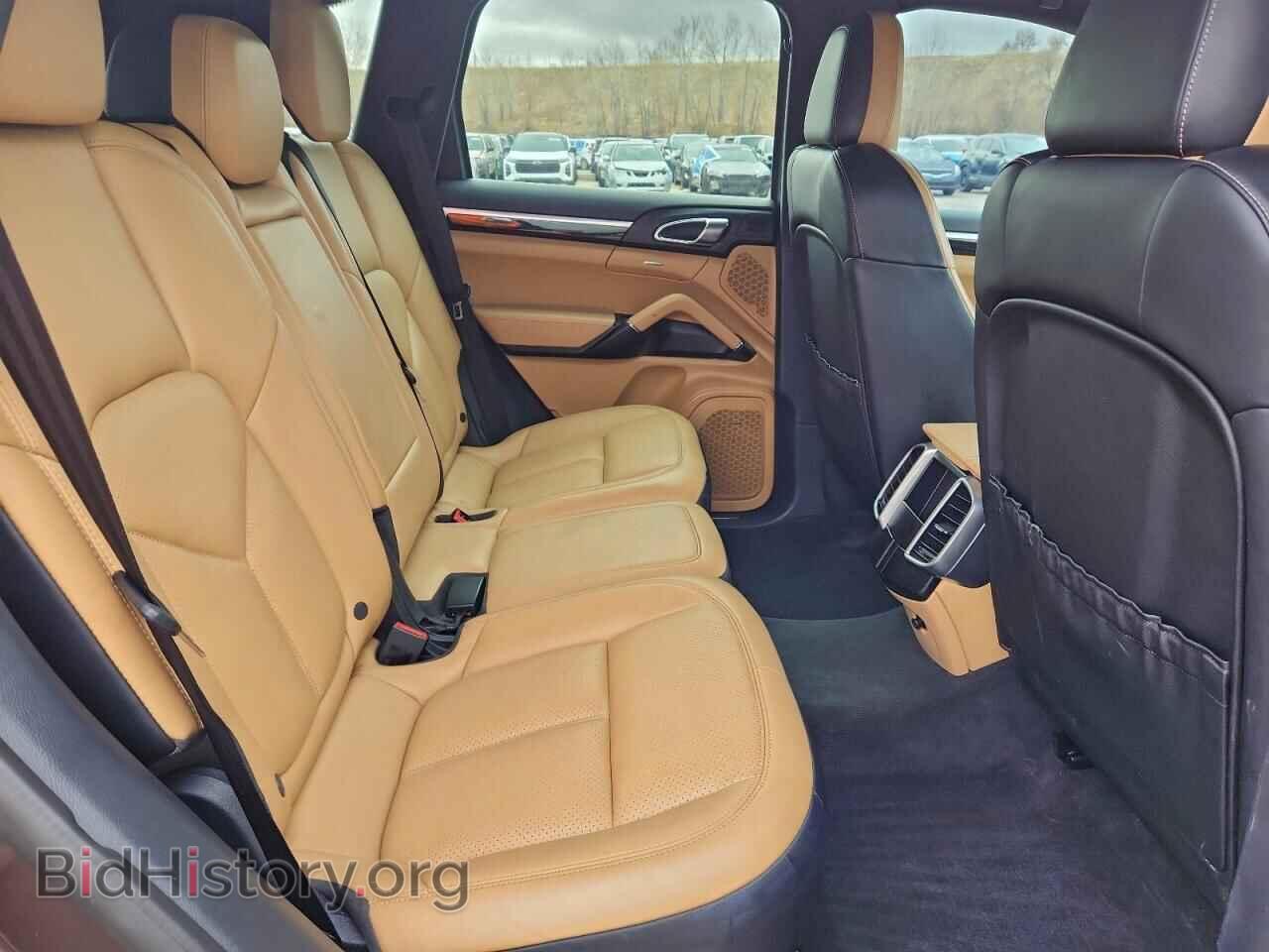 2016 PORSCHE CAYENNE - VIN: WP1AA2A28GKA36416 - Photo 11