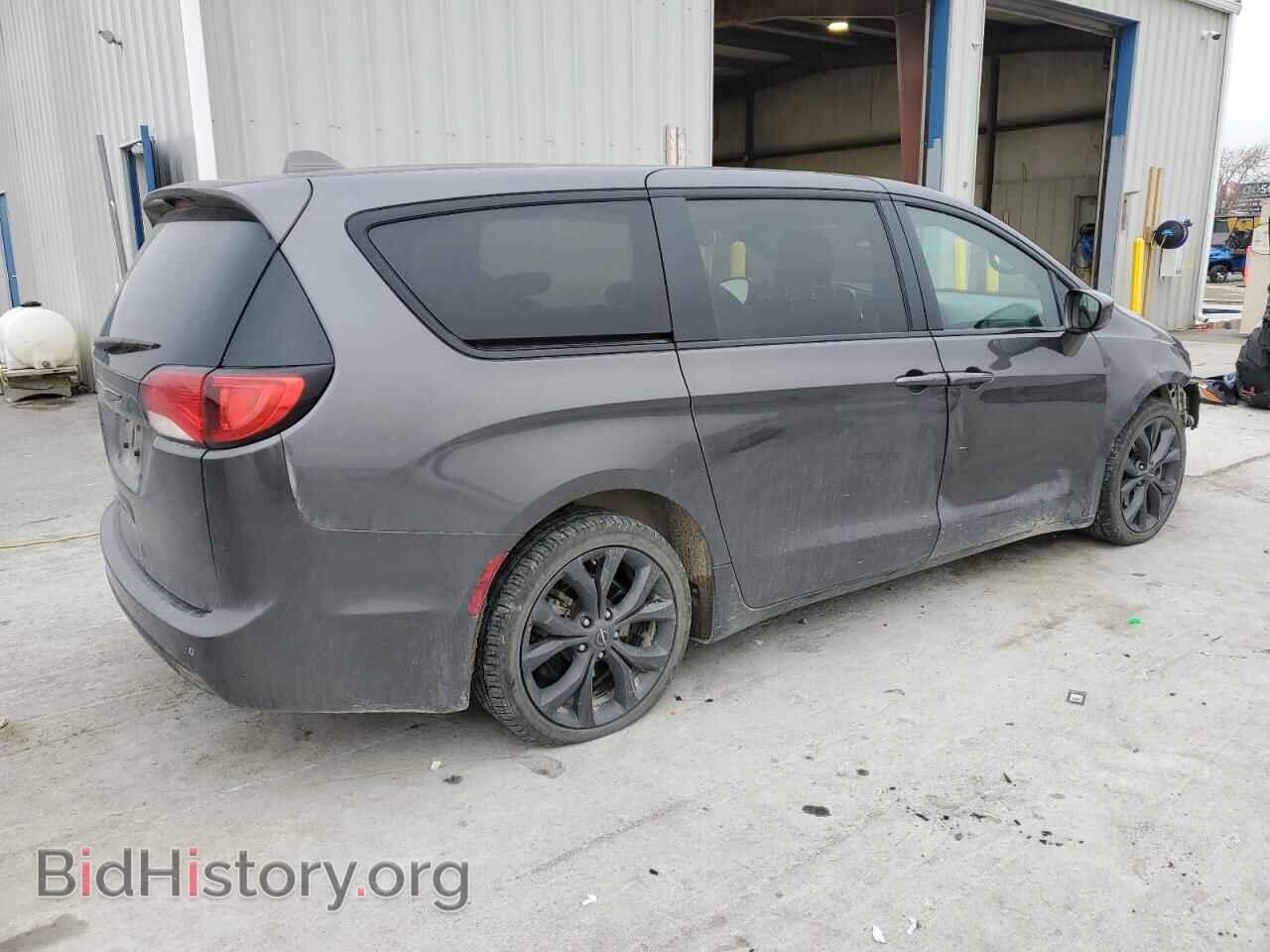 2018 CHRYSLER PACIFICA - VIN: 2C4RC1FG2JR236231 - Photo 3