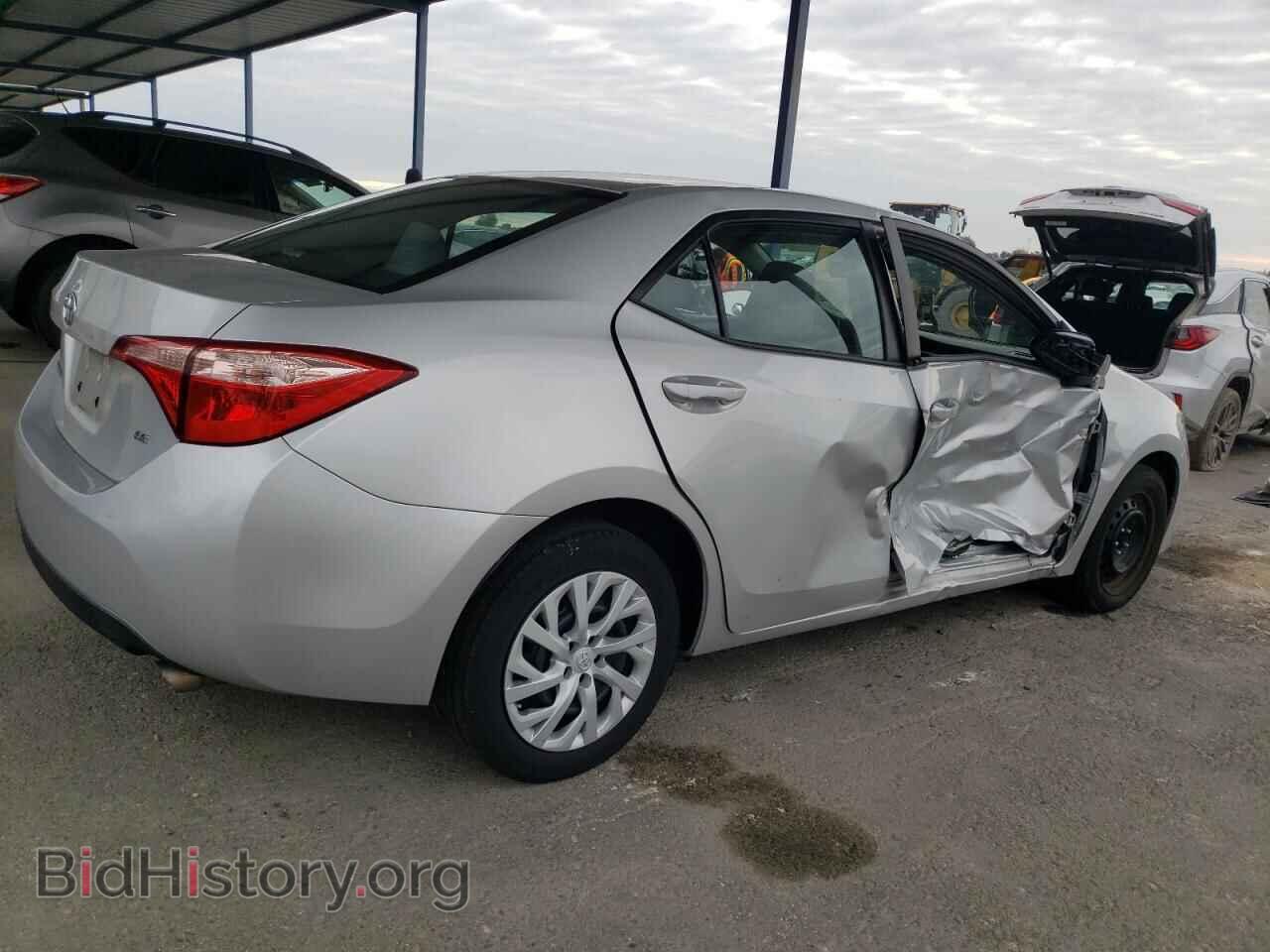 2018 TOYOTA COROLLA - VIN: 5YFBURHE6JP811262 - Фото 3