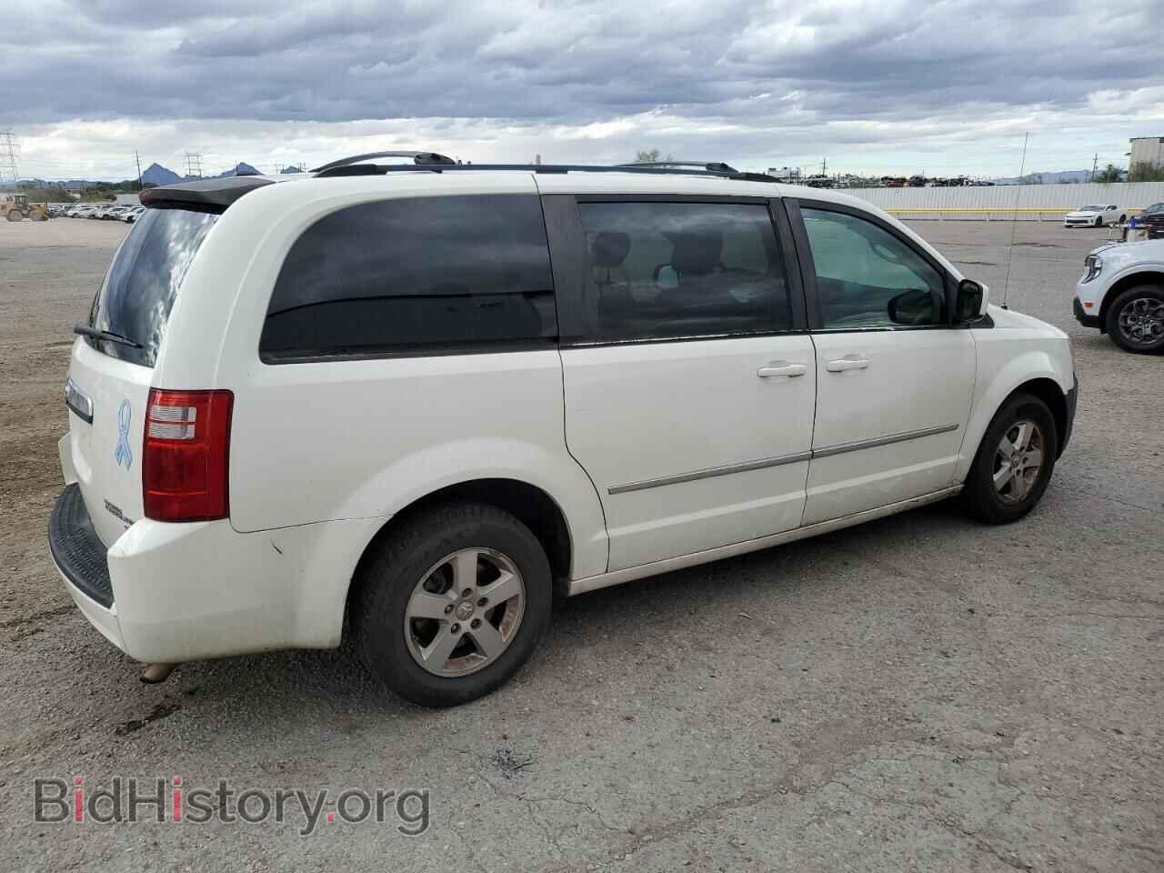 2010 DODGE CARAVAN - VIN: 2D4RN5D10AR261261 - Фото 3