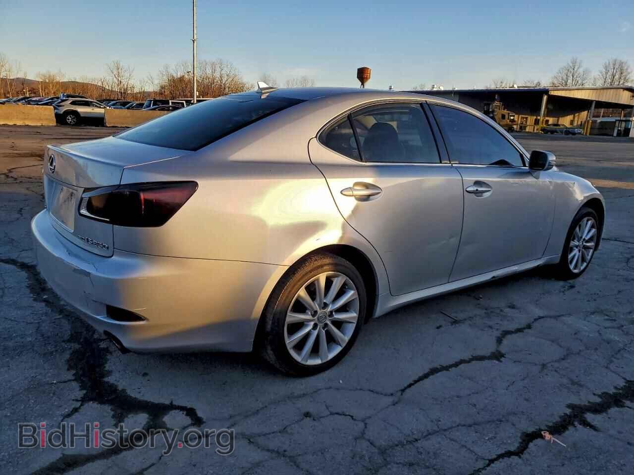 2010 LEXUS IS - VIN: JTHCF5C2XA5038912 - Photo 3