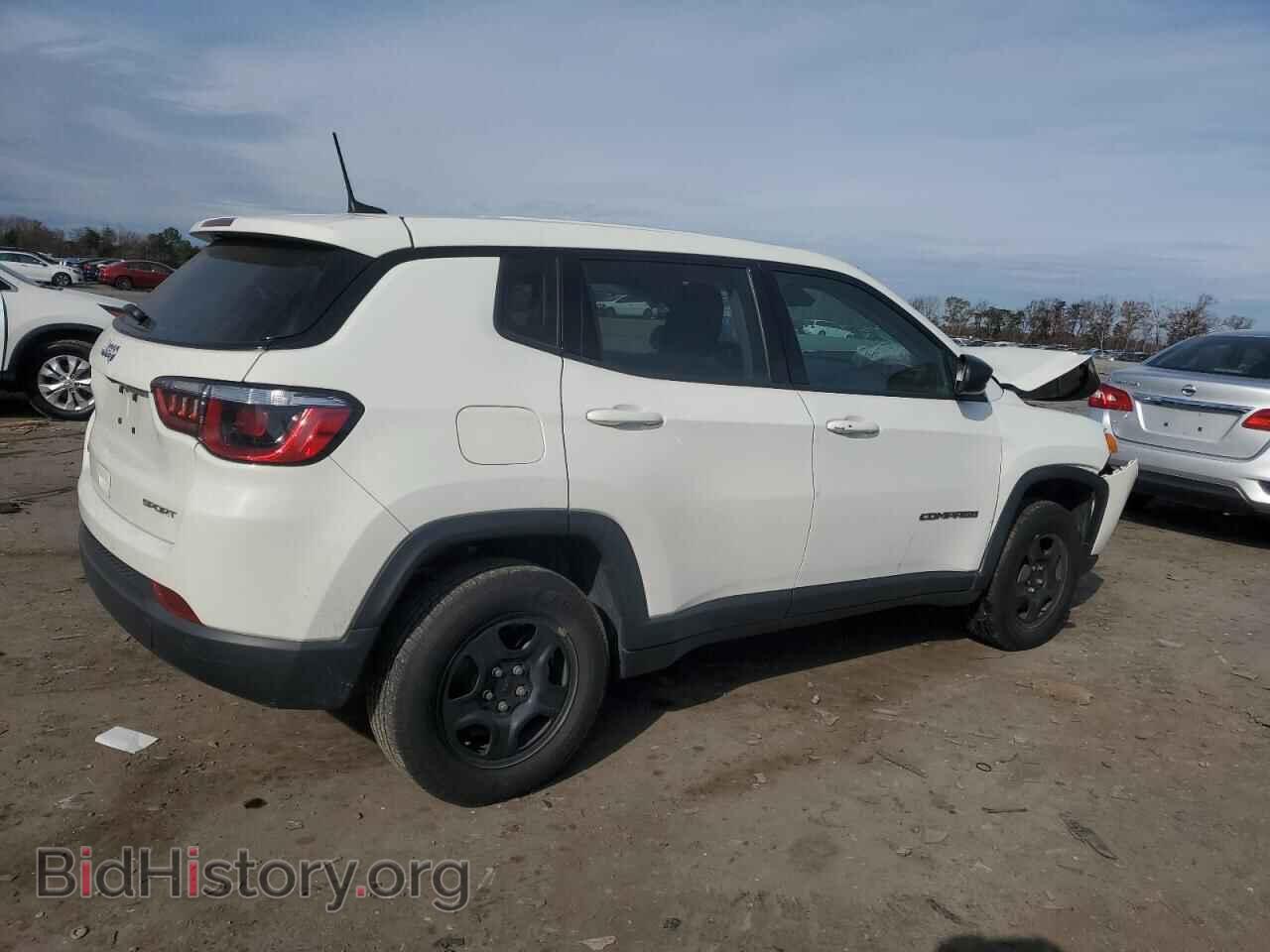 2018 JEEP COMPASS - VIN: 3C4NJDAB1JT315422 - Фото 3