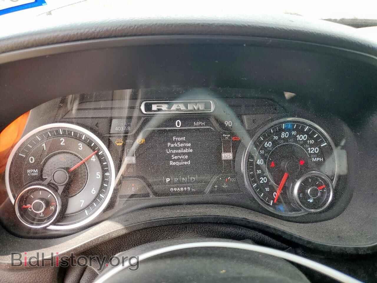 2020 RAM 1500 - VIN: 1C6SRFFT0LN408368 - Фото 9