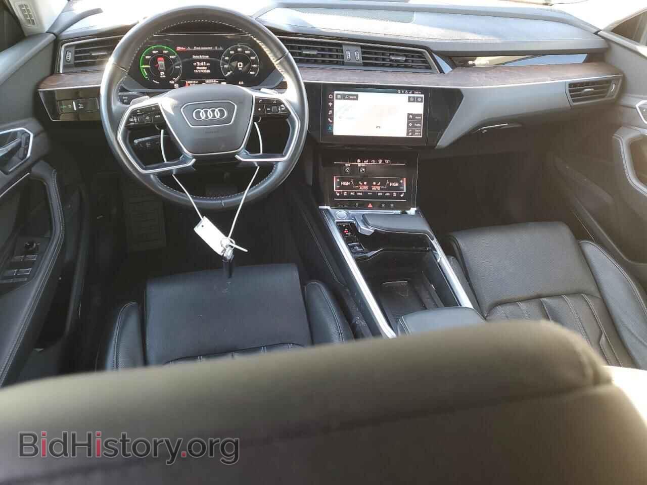2019 AUDI E-TRON - VIN: WA1VABGE7KB021655 - Фото 8