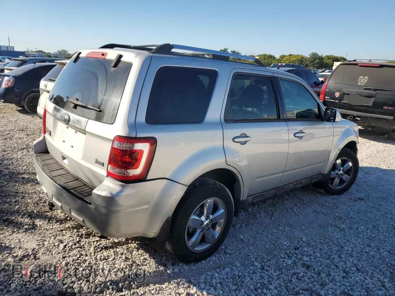 2010 FORD ESCAPE - VIN: 1FMCU0EG3AKB21646 - Фото 3