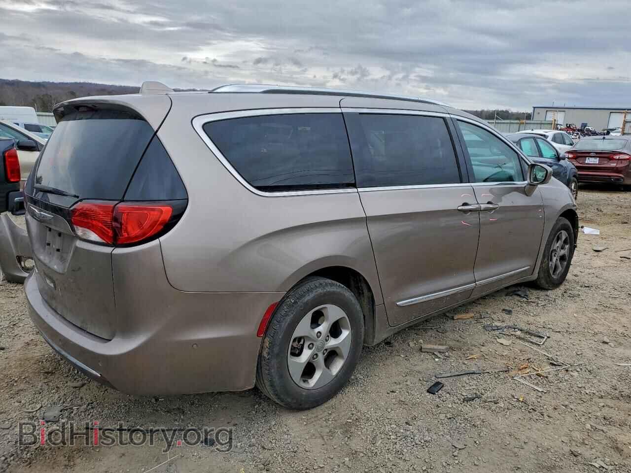 2017 CHRYSLER PACIFICA - VIN: 2C4RC1EG0HR559642 - Фото 3