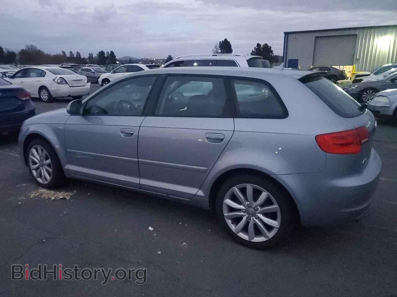 2010 AUDI A3 - VIN: WAUBEBFM6AA104162 - Фото 2