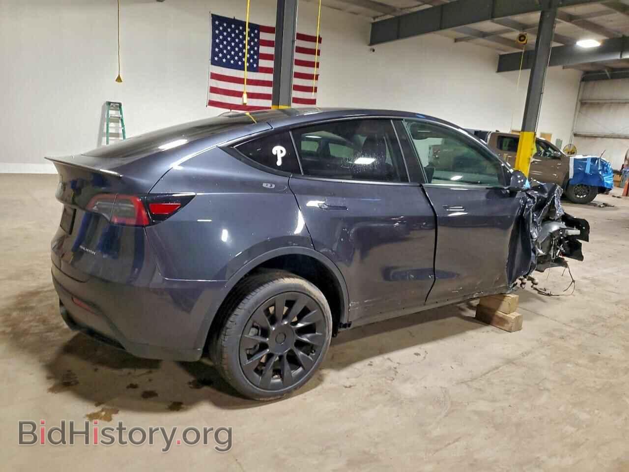 2024 TESLA MODEL Y - VIN: 7SAYGDEE2RA302804 - Фото 3