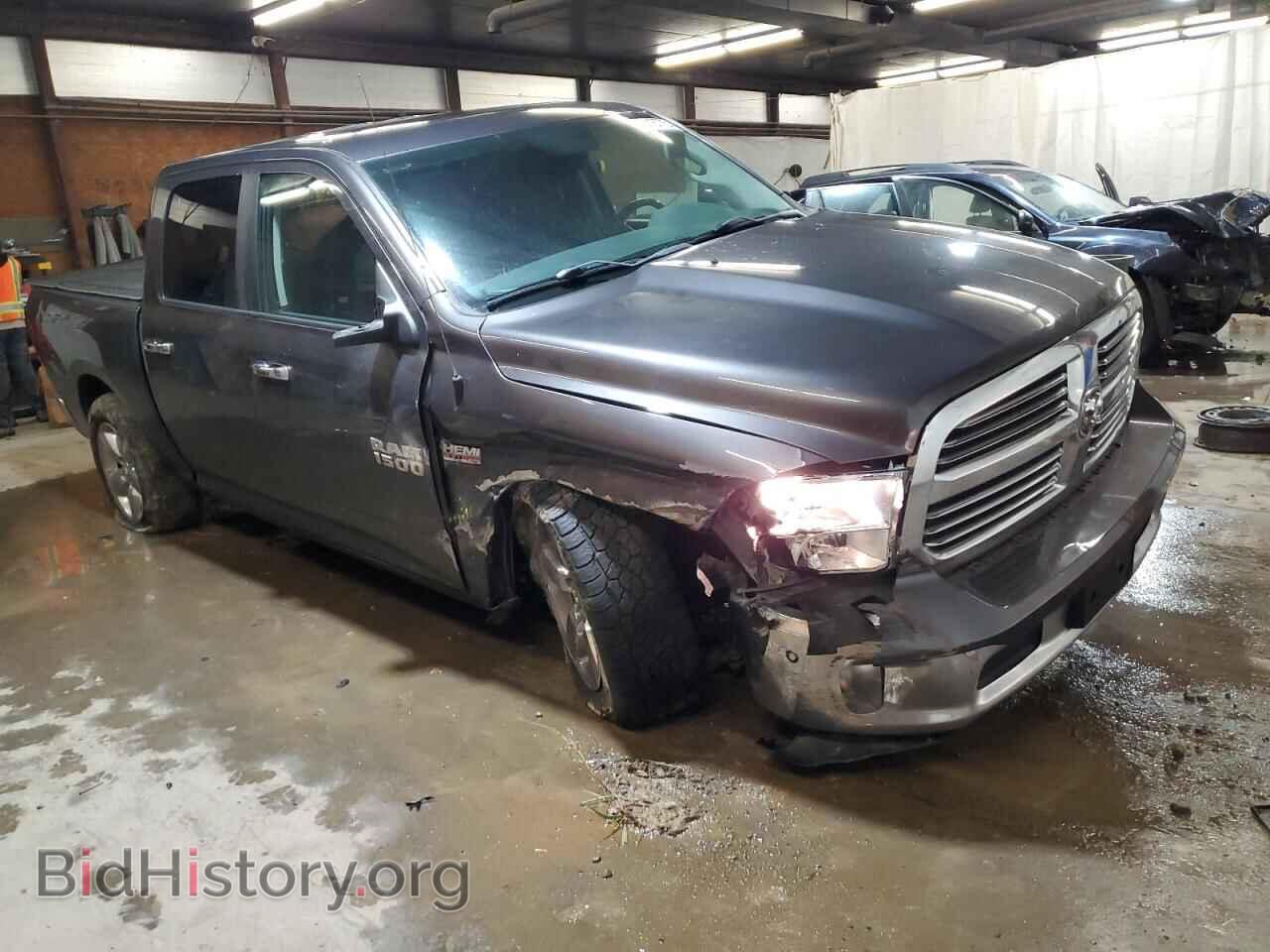 2018 RAM 1500 - VIN: 1C6RR7LT5JS338048 - Photo 4