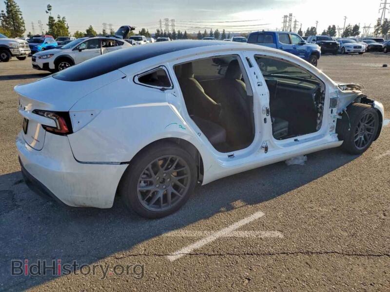 2024 Tesla MODEL 3 (VIN 5YJ3E1EB1RF817328) — фото 3 из 14