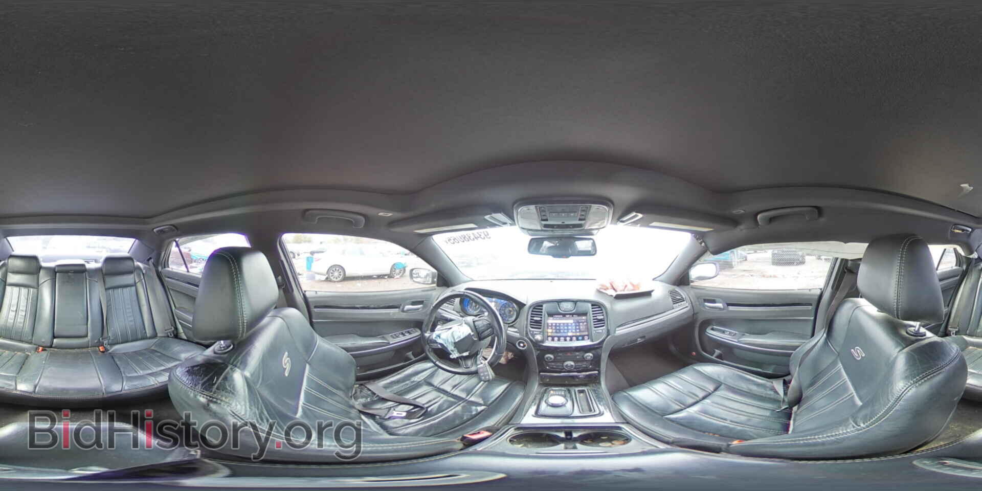 2017 CHRYSLER 300 - VIN: 2C3CCAGG0HH621828 - Фото 14