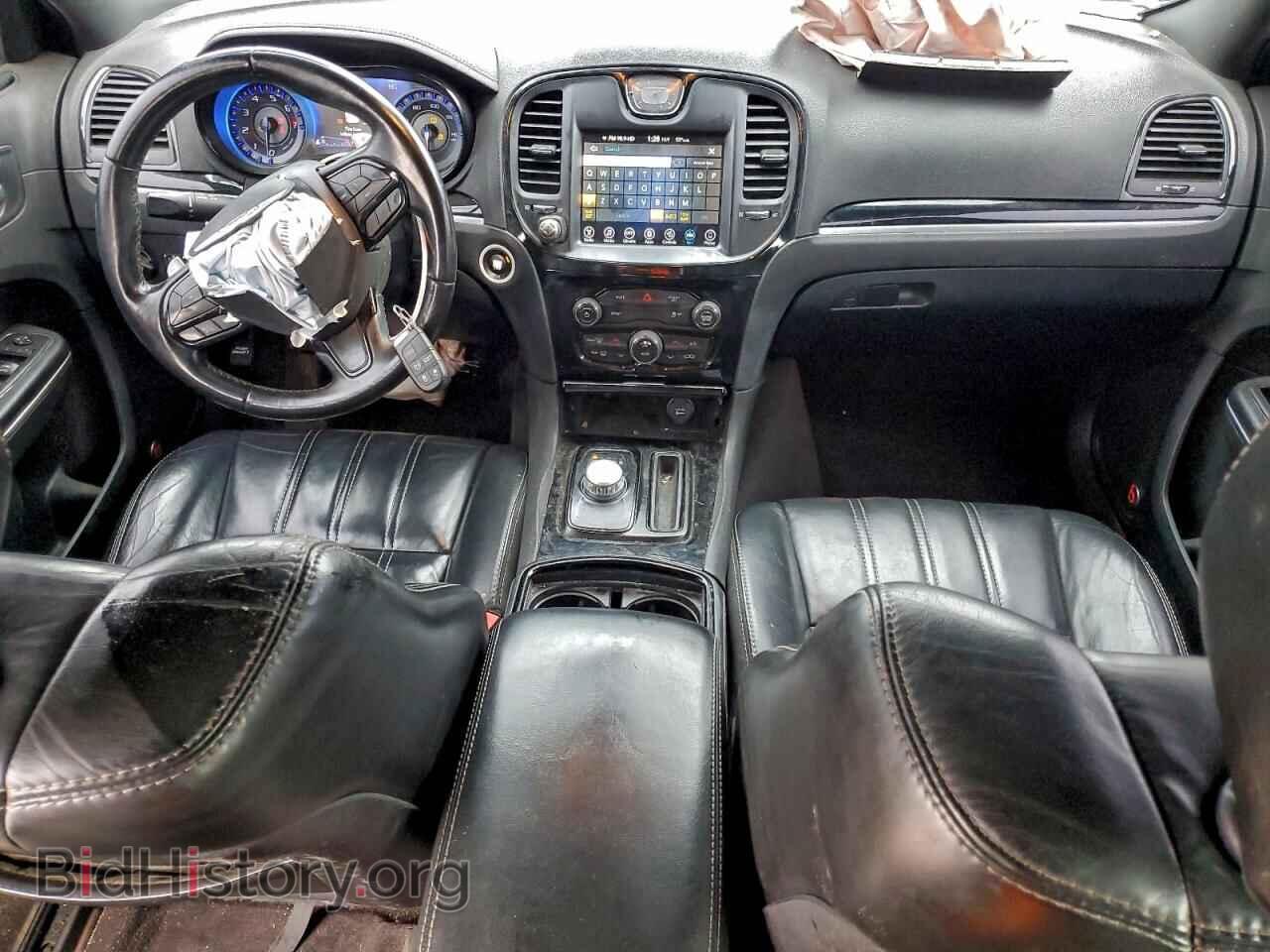 2017 CHRYSLER 300 - VIN: 2C3CCAGG0HH621828 - Фото 8