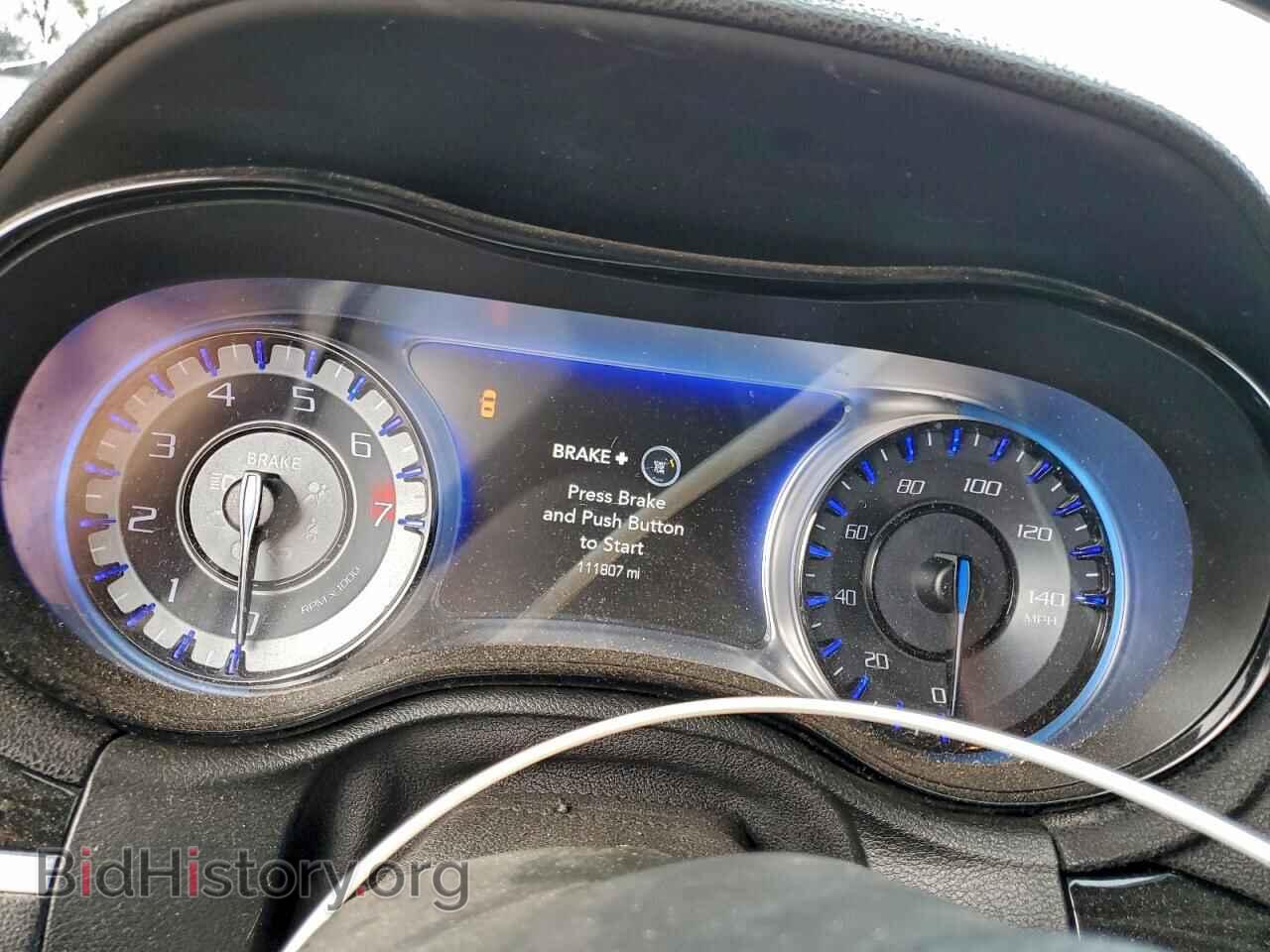 2017 CHRYSLER 300 - VIN: 2C3CCAGG0HH621828 - Фото 9