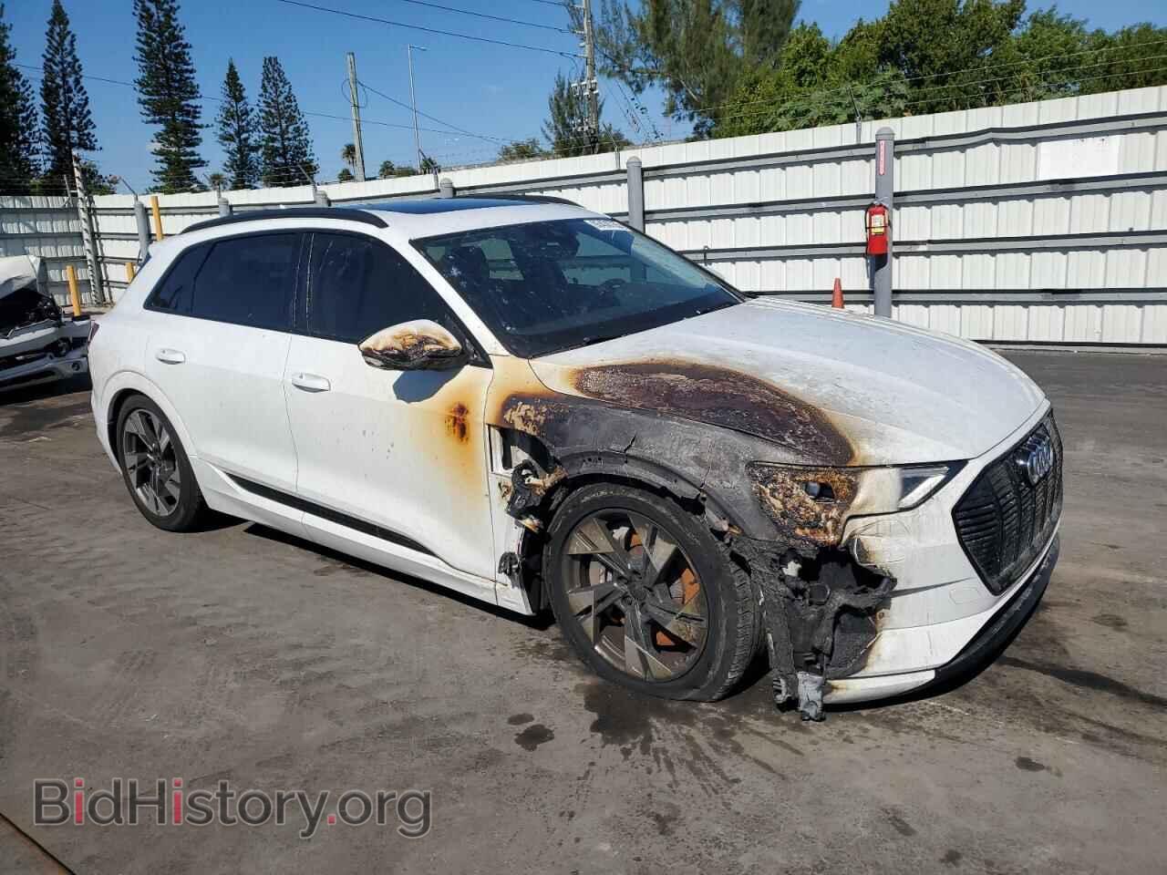 2021 AUDI E-TRON - VIN: WA1AAAGE4MB030552 - Фото 4