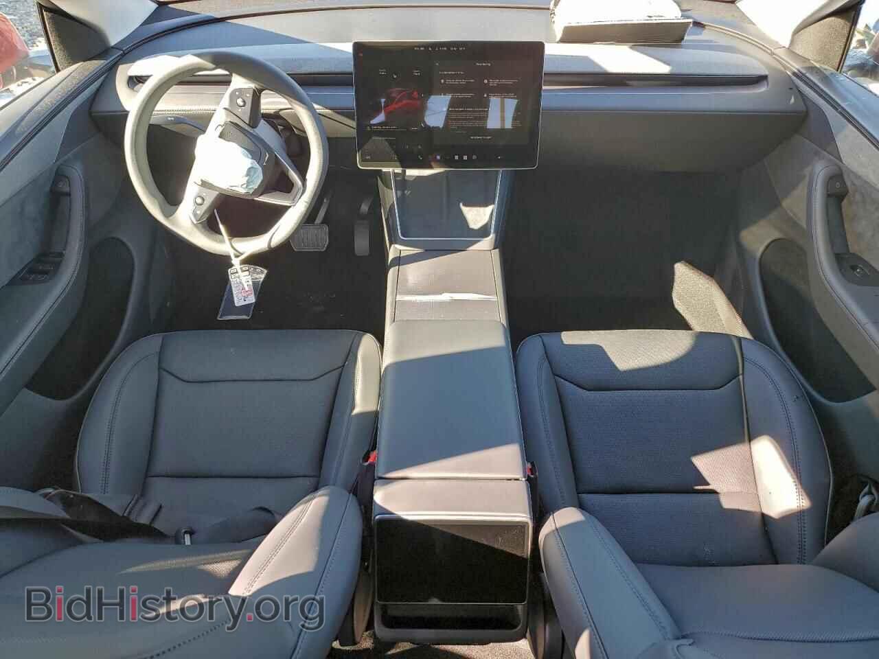 2026 TESLA MODEL Y - VIN: 7SAYGDEEXTA495923 - Photo 8