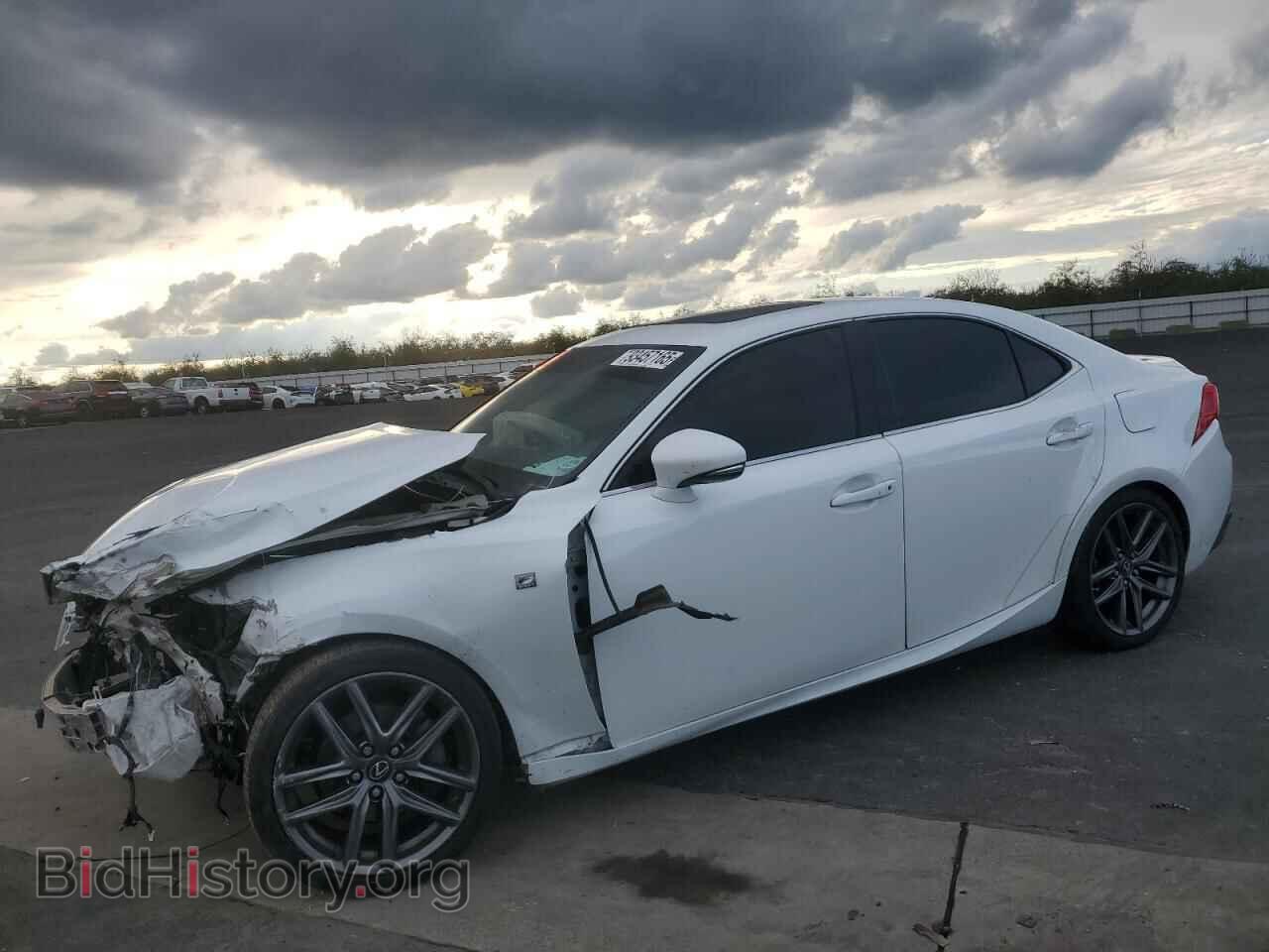 Фотография JTHBF1D24F5053660 - LEXUS IS 2015