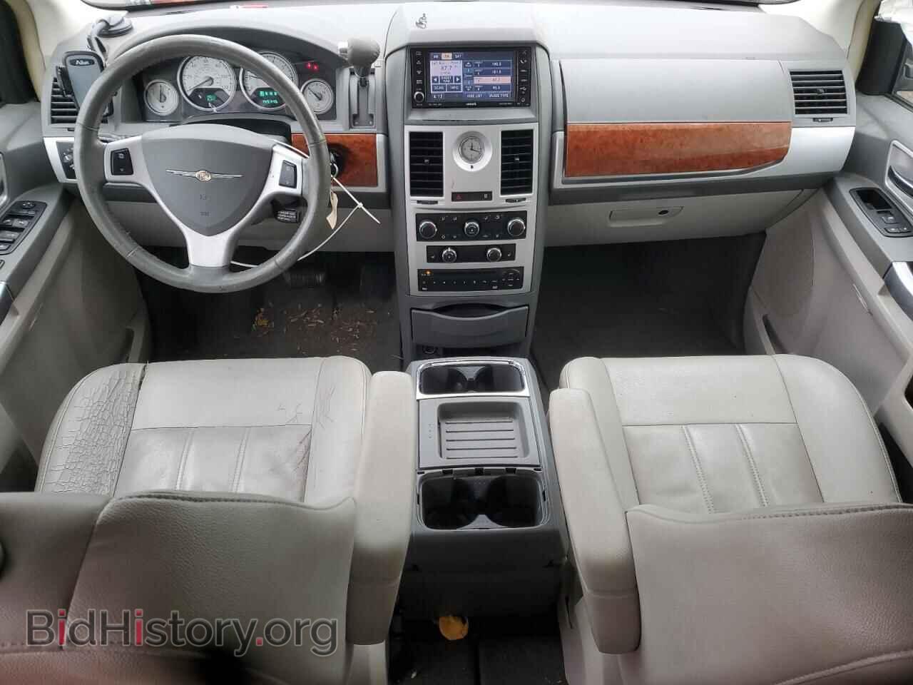 2008 CHRYSLER MINIVAN - VIN: 2A8HR54P08R826645 - Фото 8