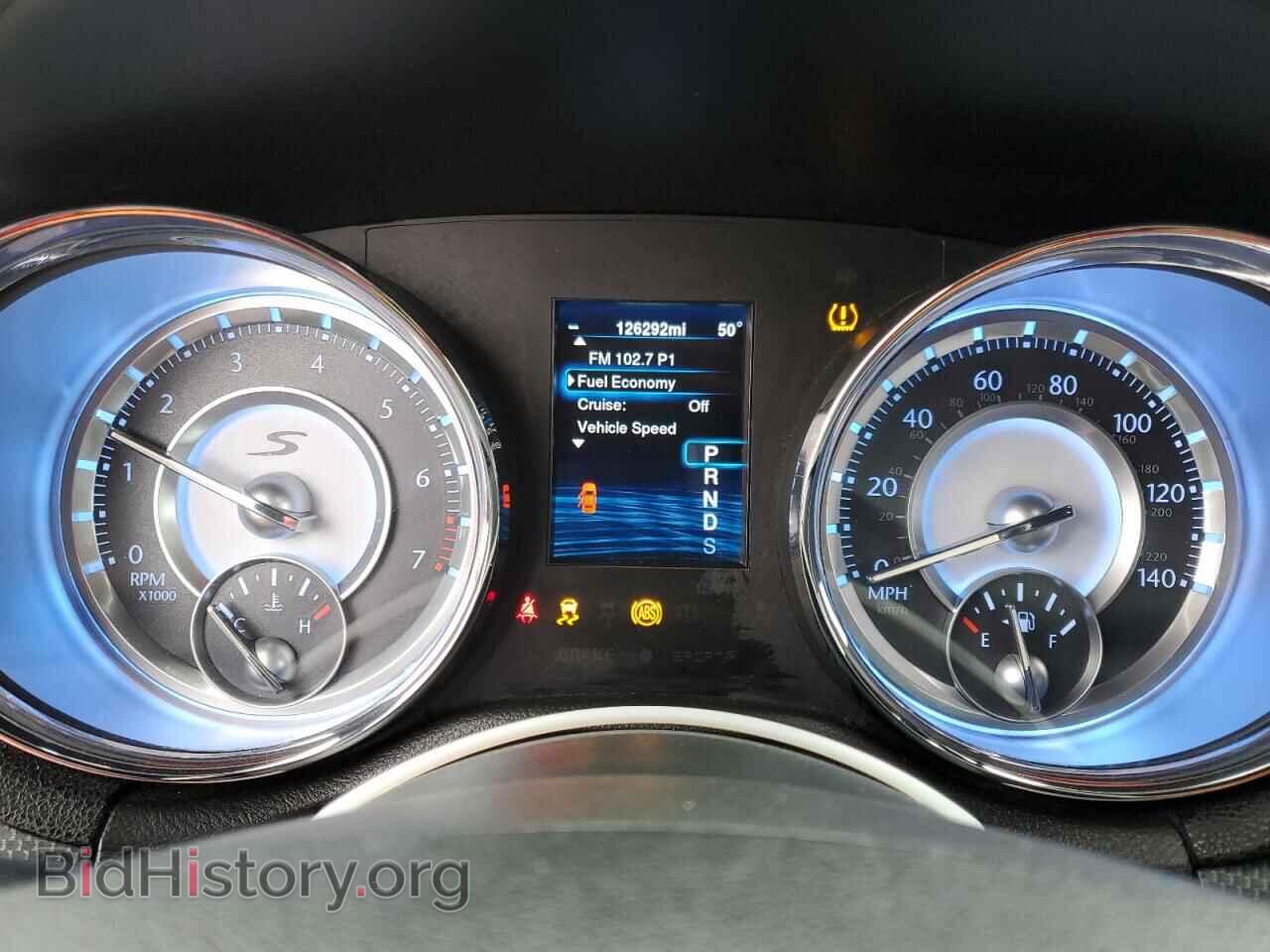 2014 CHRYSLER 300 - VIN: 2C3CCABG0EH309950 - Фото 9