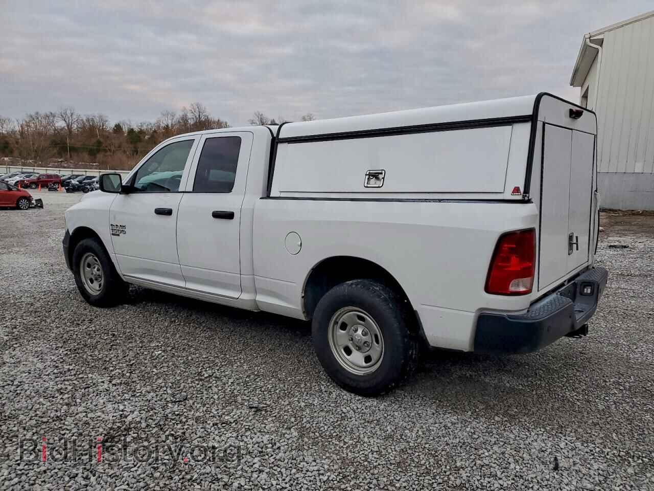 2019 RAM 1500 - VIN: 1C6RR6FG6KS719661 - Фото 2