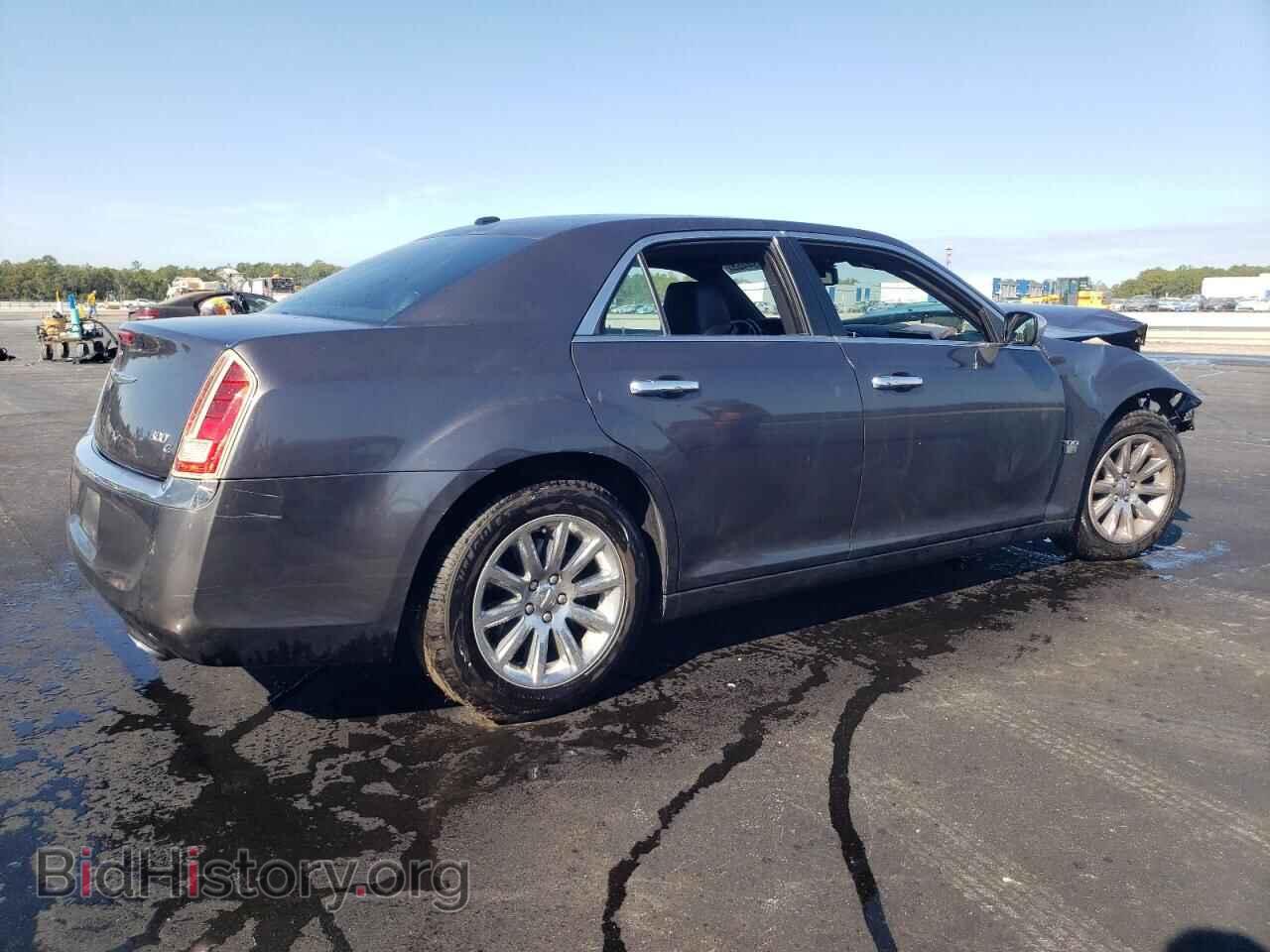 2014 CHRYSLER 300 - VIN: 2C3CCAET3EH117723 - Фото 3