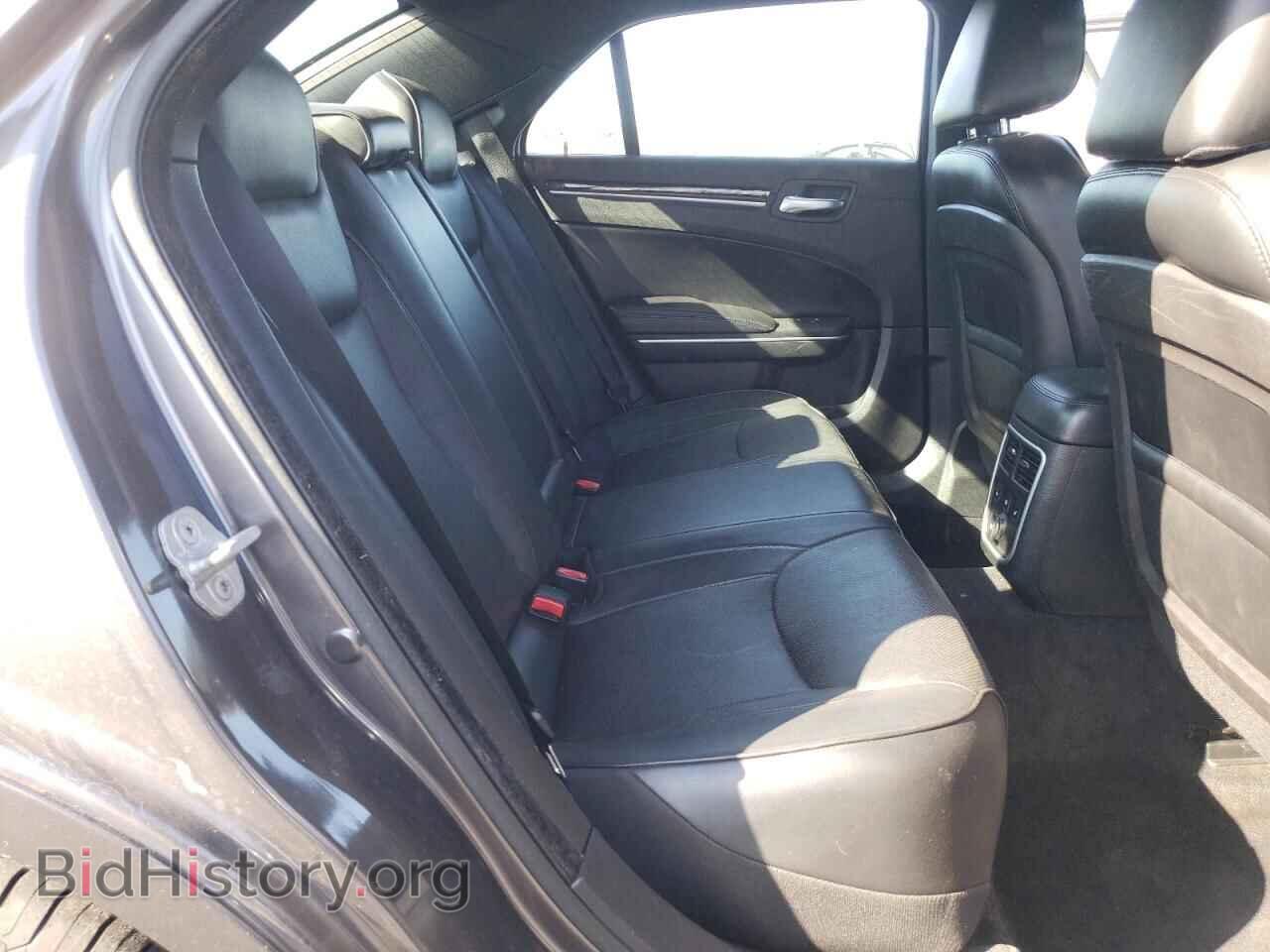 2014 CHRYSLER 300 - VIN: 2C3CCAET3EH117723 - Фото 10