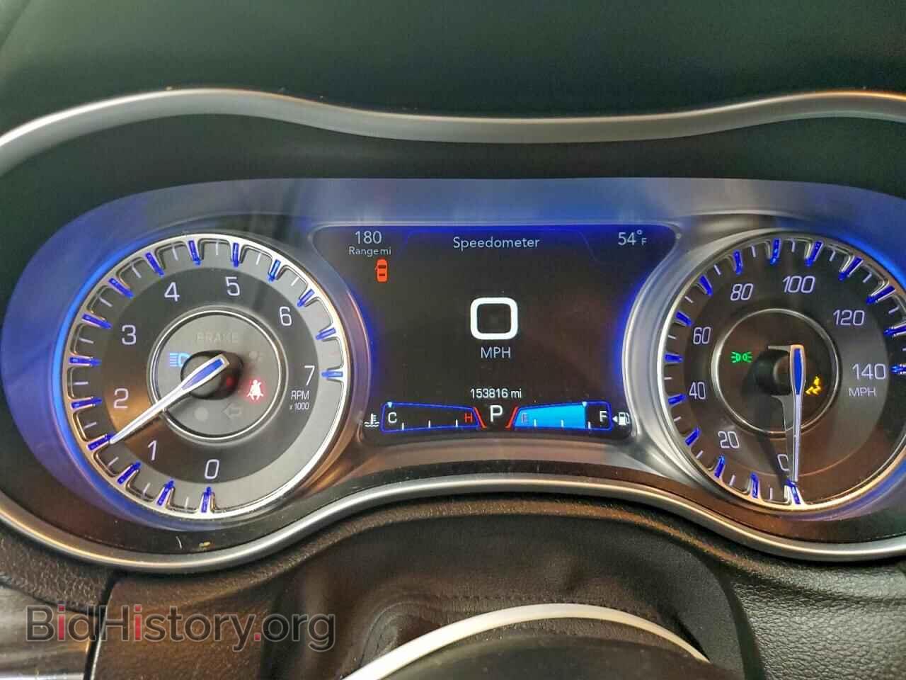2017 CHRYSLER 300 - VIN: 2C3CCAAG0HH512262 - Фото 9