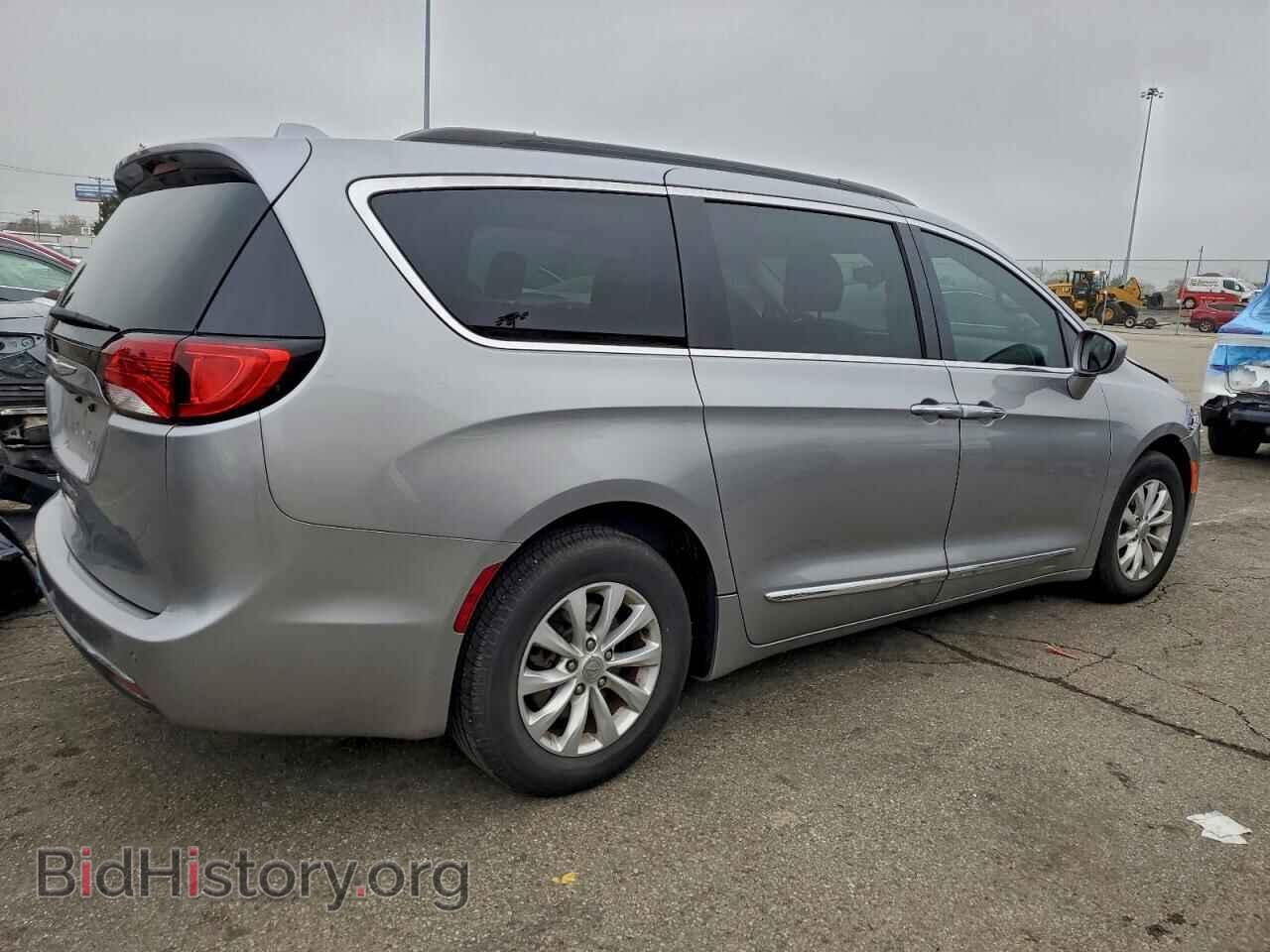 2017 CHRYSLER PACIFICA - VIN: 2C4RC1BG0HR636384 - Фото 3