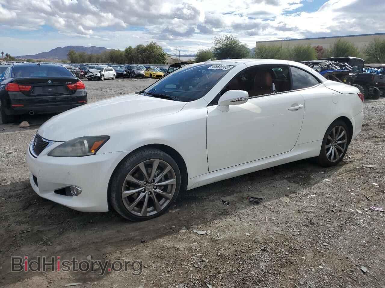 Фотография JTHFF2C21E2529890 - LEXUS IS 2014